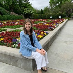 Meet your Posher, Claire